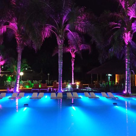 Hotel Termal Emperatriz Termas de Río Hondo Exterior foto